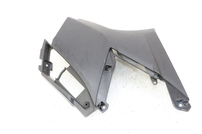 photo de LEFT UNDERSEAT COVER APRILIA SXR 50 (2021 - 2023)