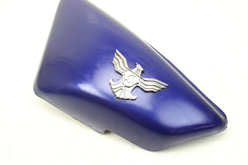 photo de LEFT UNDERSEAT COVER SYM HUSKY 125 (1999 - 2005)