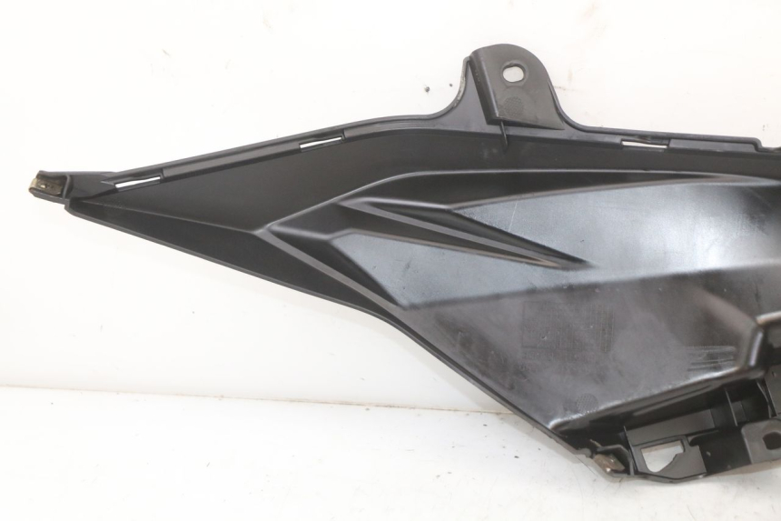 photo de LEFT UNDERSEAT COVER SYM ORBIT III 3 4T 50 (2018 - 2021)