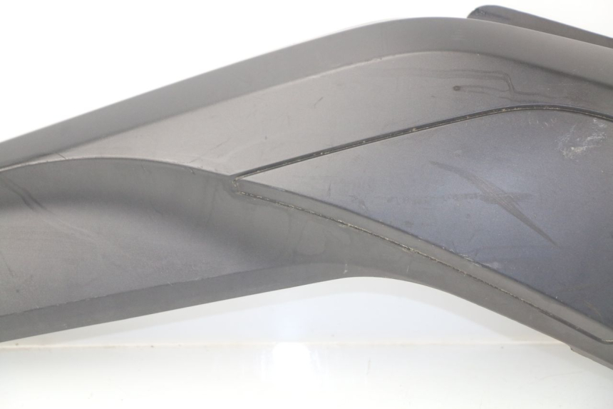 photo de LEFT UNDERSEAT PANEL YAMAHA XMAX X-MAX ABS 125 (2014 - 2016) - Checked used part