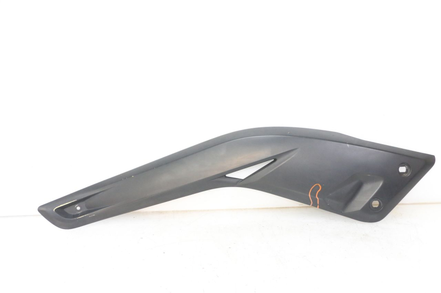 photo de LEFT UNDERSEAT PANEL YAMAHA X-MAX XMAX ABS 250 (2010 - 2014)