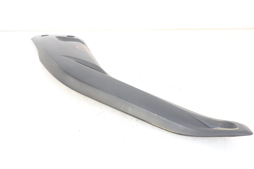 photo de LEFT UNDERSEAT PANEL YAMAHA X-MAX XMAX ABS 250 (2010 - 2014)