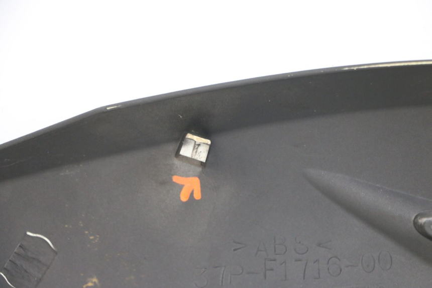 photo de LEFT UNDERSEAT PANEL YAMAHA X-MAX XMAX ABS 250 (2010 - 2014)