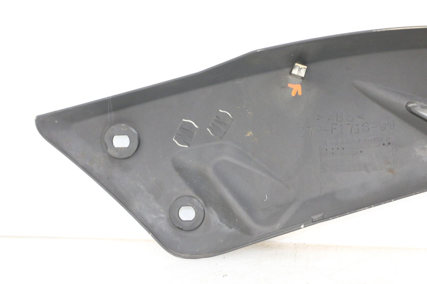 photo de LEFT UNDERSEAT PANEL YAMAHA X-MAX XMAX ABS 250 (2010 - 2014)