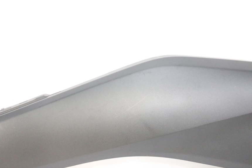 photo de LEFT UNDERSEAT PANEL YAMAHA XMAX X-MAX 125 (2021 - 2025)