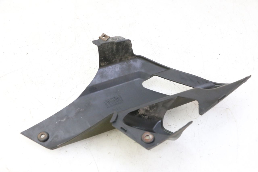 photo de LEFT UNDERSEAT COVER YAMAHA X-MAX XMAX 250 (2006 - 2009)
