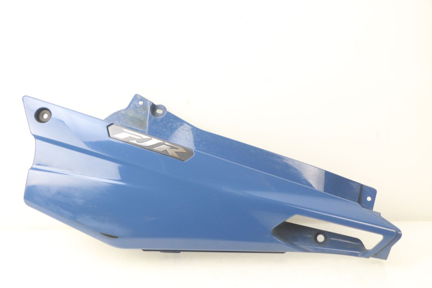 photo de LEFT UNDERSEAT PANEL YAMAHA FJR ABS 1300 (2006 - 2012)