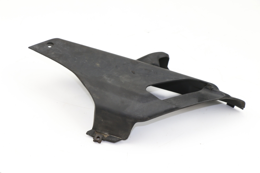 photo de LEFT UNDERSEAT PANEL YAMAHA XMAX X-MAX 125 (2006 - 2009)