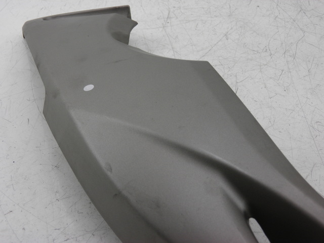 photo de LEFT UNDERSEAT PANEL YAMAHA XP T-MAX TMAX 500 (2004 - 2007)