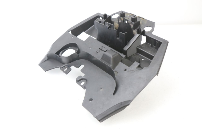 photo de UNDERSEAT PANEL PEUGEOT JET FORCE CARBU 50 (2003 - 2016)