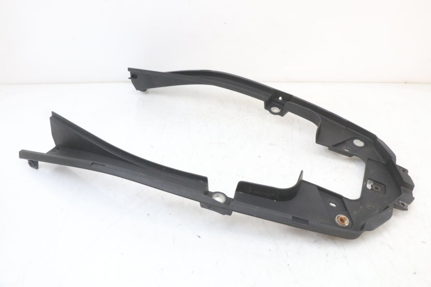 photo de UNDERSEAT PANEL LONGJIA EASY MAX 125 (2020 - 2024)