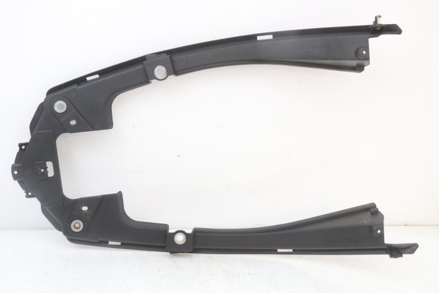 photo de UNDERSEAT PANEL LONGJIA EASY MAX 125 (2020 - 2024)