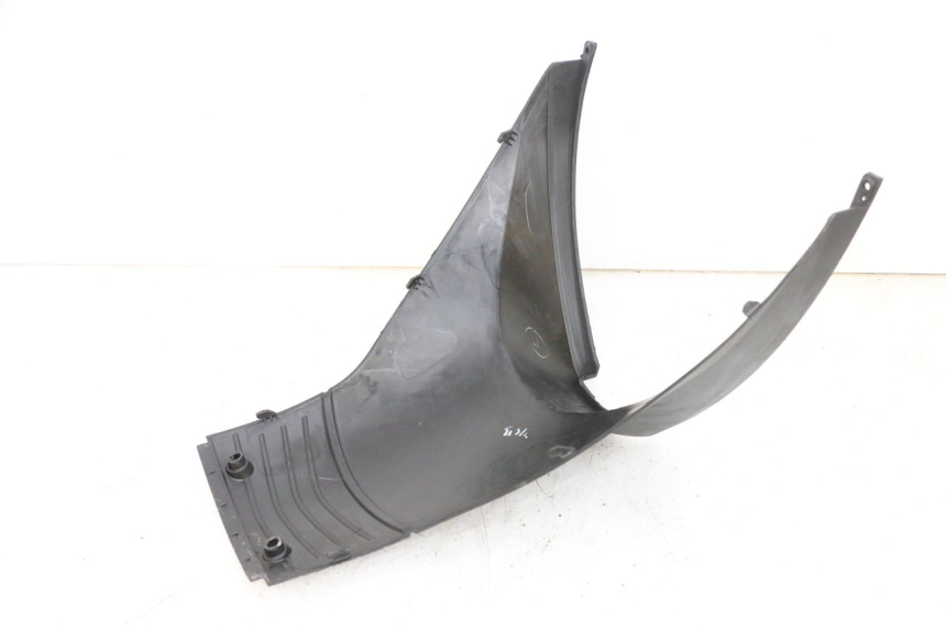 photo de UNDERSEAT COVER PIAGGIO NEW TYPHOON 50 (2018 - 2021) - Zoom on usage condition