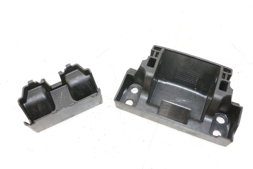 photo de UNDERSEAT PANEL HONDA PCX (JF57/JF64) 125 (2014 - 2018)