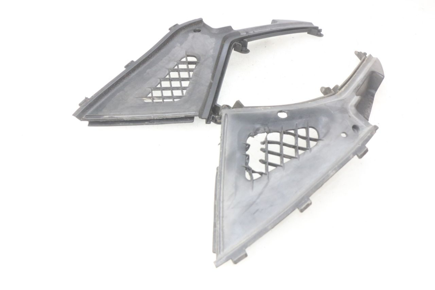 photo de UNDERSEAT COVER KYMCO PEOPLE 250 (2004 - 2008)