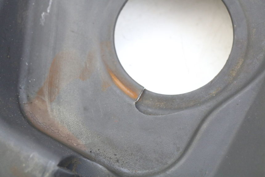 photo de UNDERSEAT COVER SUZUKI SIXTEEN 125 (2008 - 2010)