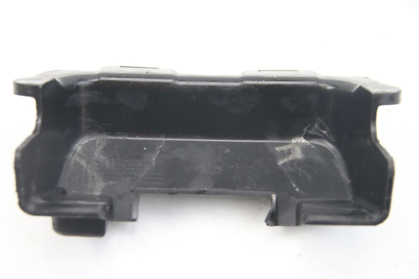 photo de UNDERSEAT PANEL SUZUKI SV S 650 (1999 - 2002)