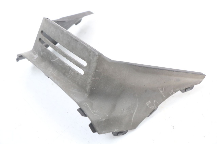 photo de UNDERSEAT COVER SUZUKI UH BURGMAN 125 (2002 - 2006)