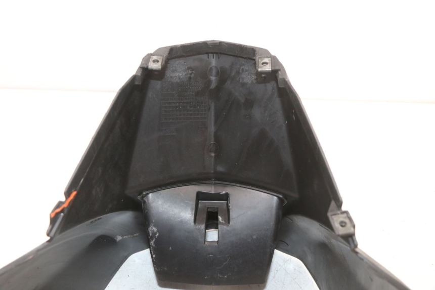 photo de UNDERSEAT COVER PEUGEOT VIVACITY NEW 4T 50 (2008 - 2017)