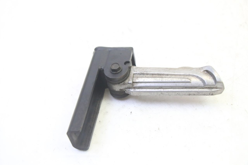 photo de REAR RIGHT FOOTREST QUADRO 4 4D 350 (2015 - 2018)