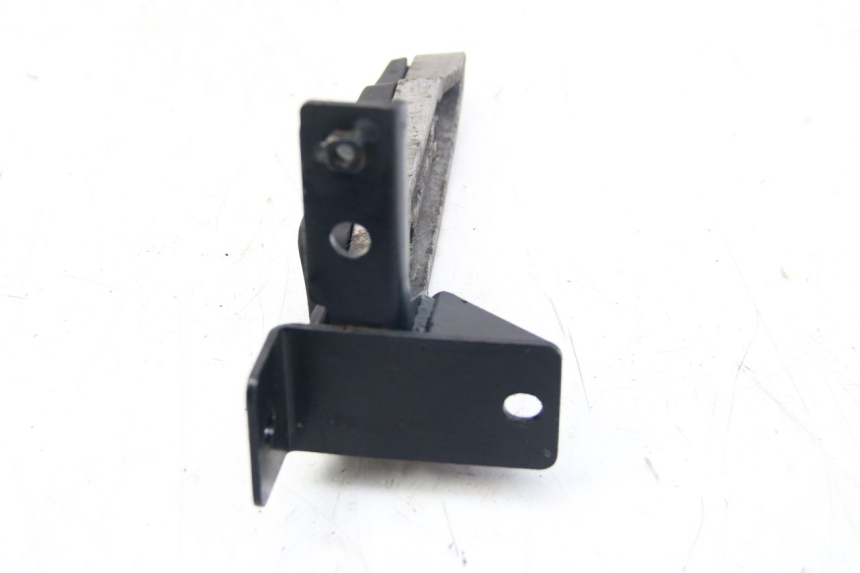 photo de RIGHT REAR FOOTREST PEUGEOT CITYSTAR 125 (2011 - 2017)