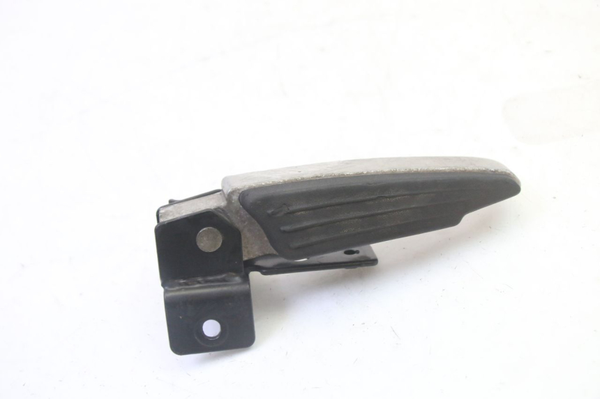 photo de RIGHT REAR FOOTREST PEUGEOT CITYSTAR 50 (2013 - 2017)