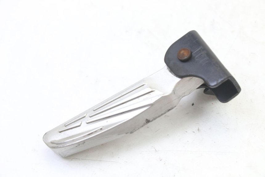 photo de REAR RIGHT FOOTREST SYM FIDDLE 3 III 125 (2014 - 2020)