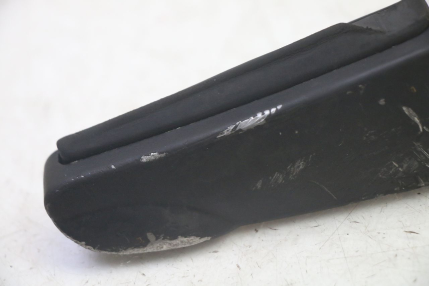 photo de REAR RIGHT FOOTREST PIAGGIO FLY 4T 50 (2013 - 2017) - Component detail