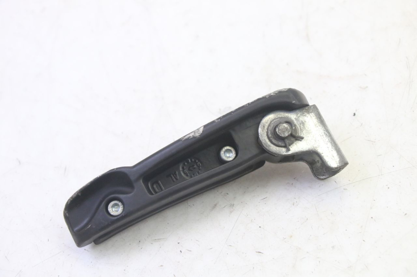 photo de REAR RIGHT FOOTREST PIAGGIO FLY 4T 50 (2013 - 2017) - Technical close-up