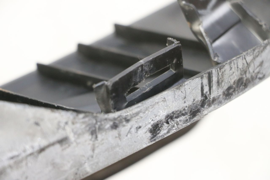 photo de REAR RIGHT FOOTREST KYMCO GRAND DINK 125 (2008 - 2014)