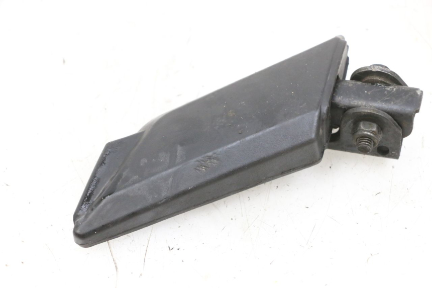 photo de RIGHT REAR FOOTREST PEUGEOT KISBEE 4T 50 (2010 - 2017)