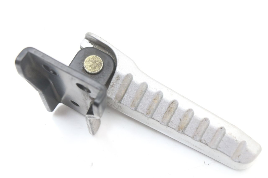 photo de REAR RIGHT FOOTREST LONGJIA EASY MAX 125 (2020 - 2024)