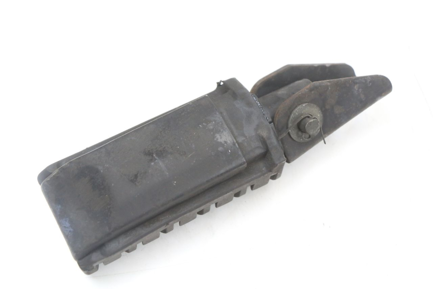photo de REAR RIGHT FOOTREST ASTOR ORCAL 125 (2015 - 2017)