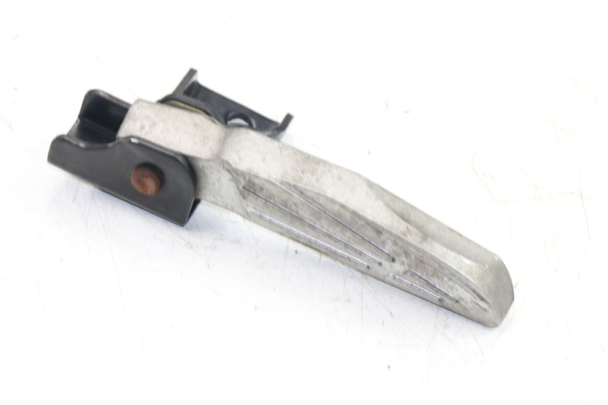 photo de REAR RIGHT FOOTREST PEUGEOT TWEET 125 (2010 - 2017)