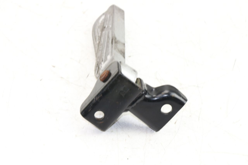 photo de REAR RIGHT FOOTREST PEUGEOT TWEET 125 (2010 - 2017)