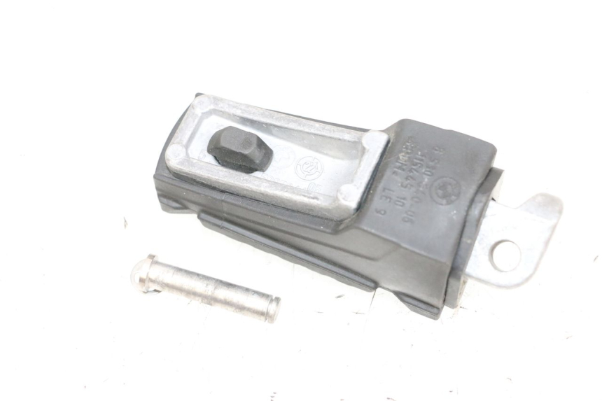 photo de REAR RIGHT FOOTREST BMW R GS 1250 (2021 - 2024) - Alternative perspective