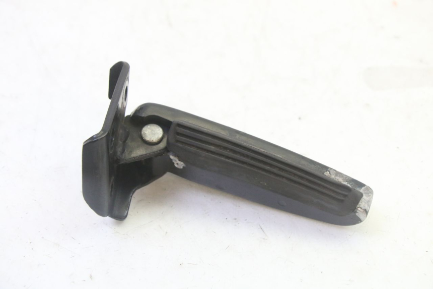 photo de REAR RIGHT FOOTREST GILERA RUNNER SP 50 (2009 - 2017)