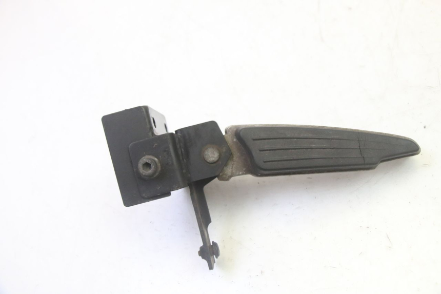 photo de REAR RIGHT FOOTREST PEUGEOT SATELIS 125 (2010 - 2012) - Main view