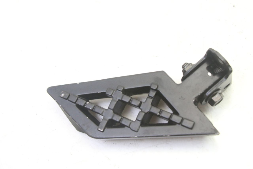 photo de REAR RIGHT FOOTREST PEUGEOT STREETZONE I 2T 50 (2018 - 2020)