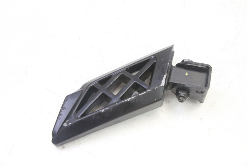 photo de REAR RIGHT FOOTREST PEUGEOT STREETZONE I 2T 50 (2018 - 2020)