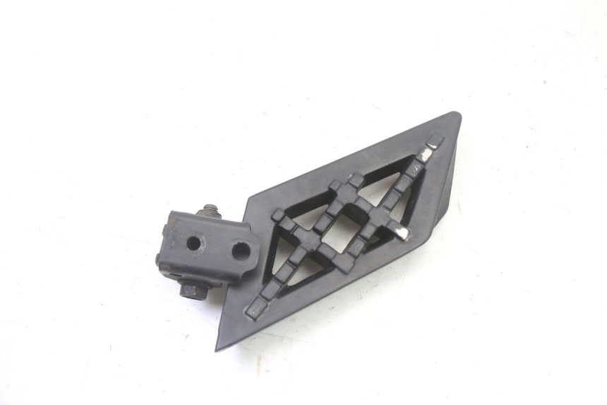 photo de REAR RIGHT FOOTREST PEUGEOT STREETZONE I NAKED 2T 50 (2018 - 2020)