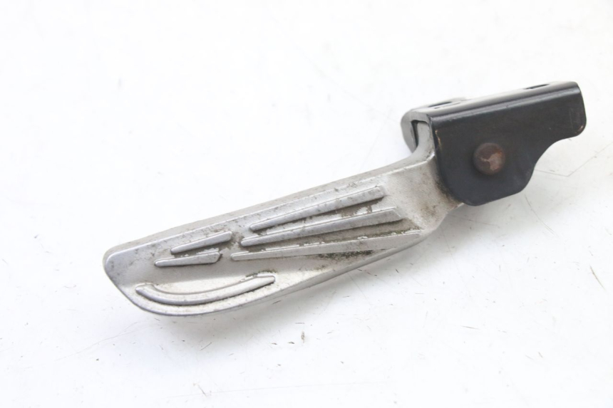 photo de REAR RIGHT FOOTREST SYM FIDDLE 3 III 125 (2014 - 2020)