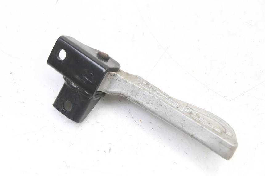 photo de REAR RIGHT FOOTREST SYM FIDDLE 3 III 125 (2014 - 2020)