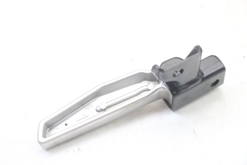 photo de REAR RIGHT FOOTREST PEUGEOT TWEET 4T 50 (2023 - 2025)