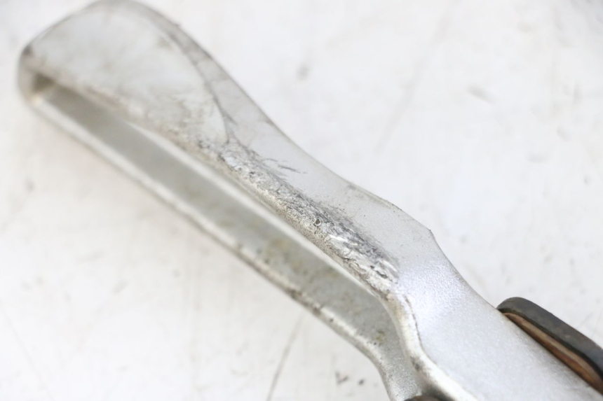 photo de REAR RIGHT FOOTREST PEUGEOT TWEET PRO CARGO 50 (2018 - 2020) - Alternative perspective