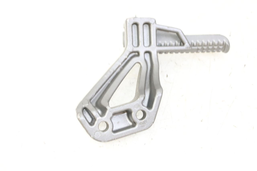 photo de REAR LEFT FOOTREST ORCAL CAVARO 4T 50 (2019 - 2023)