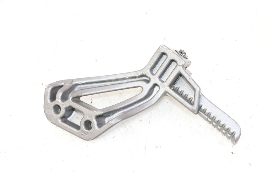 photo de REAR LEFT FOOTREST ORCAL CAVARO 4T 50 (2019 - 2023)