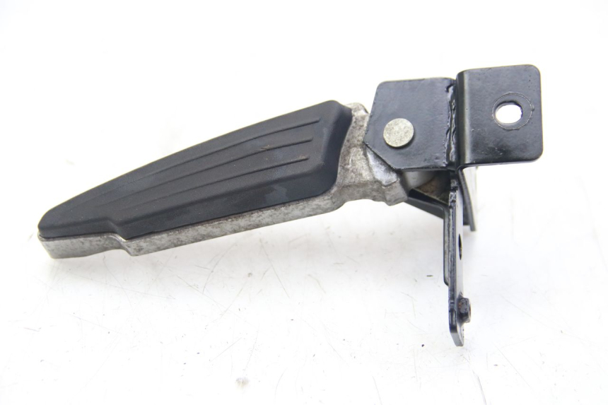 photo de LEFT REAR FOOTREST PEUGEOT CITYSTAR AIR 125 (2014 - 2017)