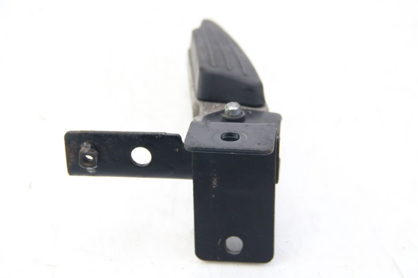 photo de LEFT REAR FOOTREST PEUGEOT CITYSTAR 125 (2011 - 2017)