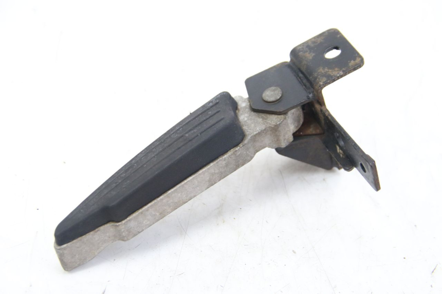 photo de LEFT REAR FOOTREST PEUGEOT CITYSTAR 50 (2013 - 2017)
